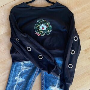 Medusa Graphic Black Sweatshirt